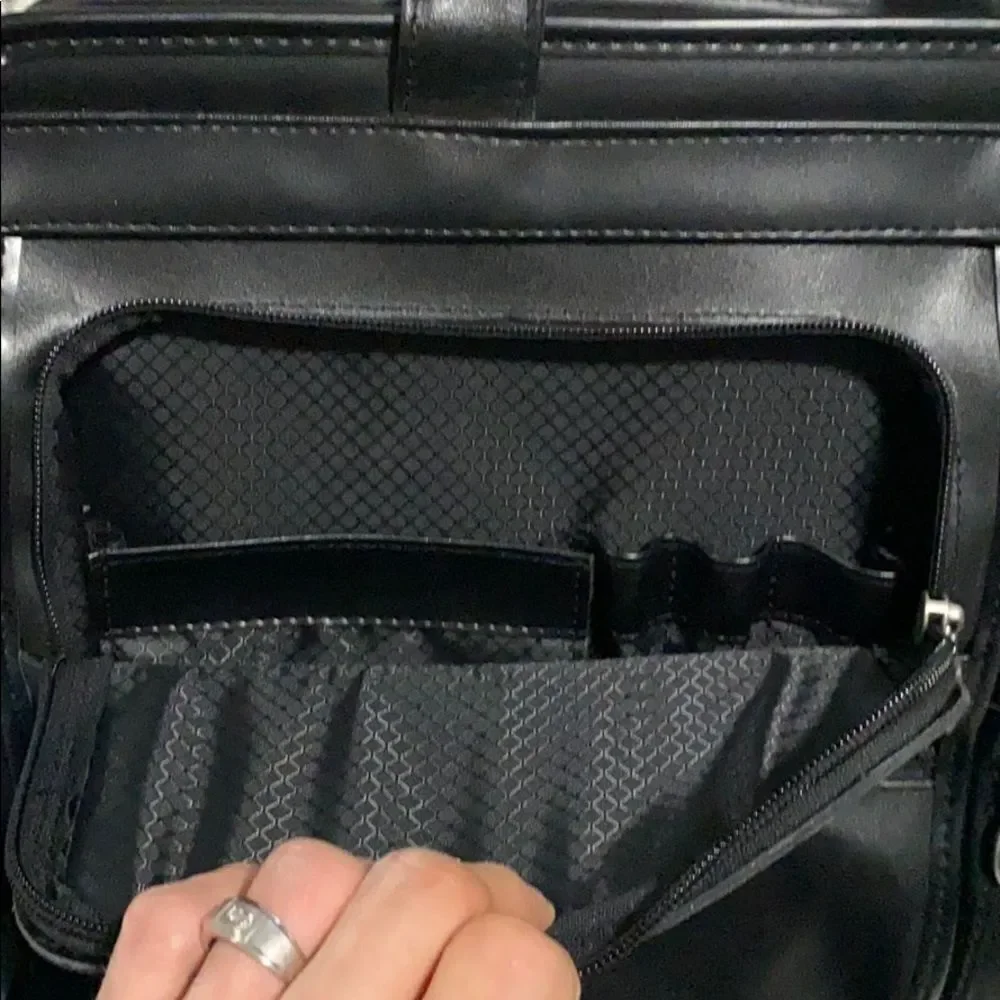 Mcklein Carry on shoulder laptop bag in like new